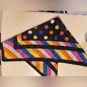 Set up two beautiful scarves to live and up any ensemble.